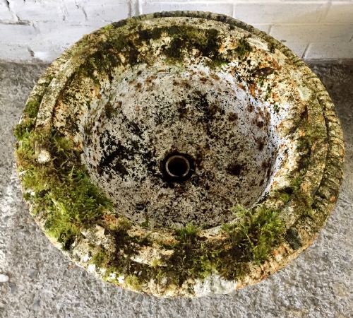 PAIR OF VICTORIAN CAST IRON GARDEN URNS - ADDITIONAL PHOTO 2