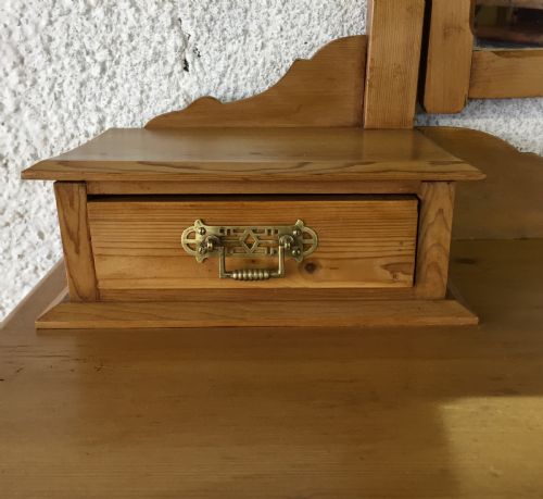VICTORIAN PINE DRESSING CHEST - ADDITIONAL PHOTO 7