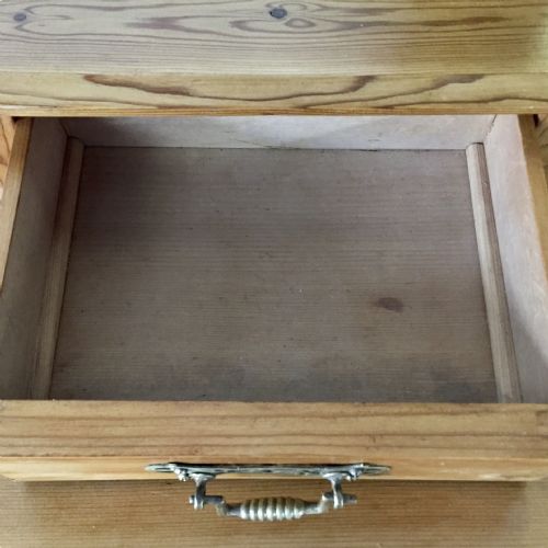 VICTORIAN PINE DRESSING CHEST - ADDITIONAL PHOTO 8