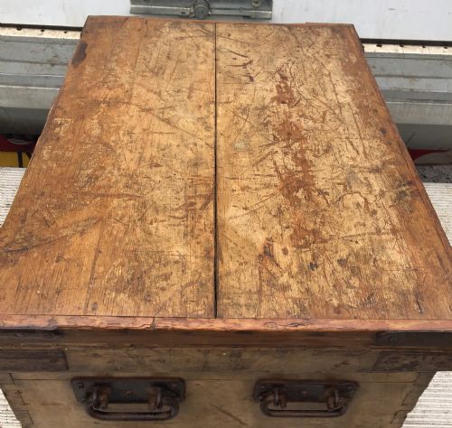 VICTORIAN PINE STRONG BOX WITH METAL CORNER STRAPS - ADDITIONAL PHOTO 2