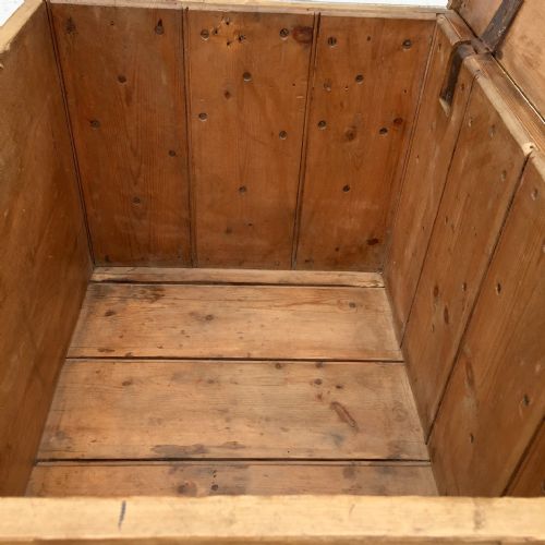 VICTORIAN PINE STRONG BOX WITH METAL CORNER STRAPS - ADDITIONAL PHOTO 6