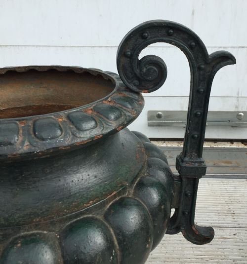 PAIR OF 19TH CENTURY FRENCH CAST IRON URNS - ADDITIONAL PHOTO 2