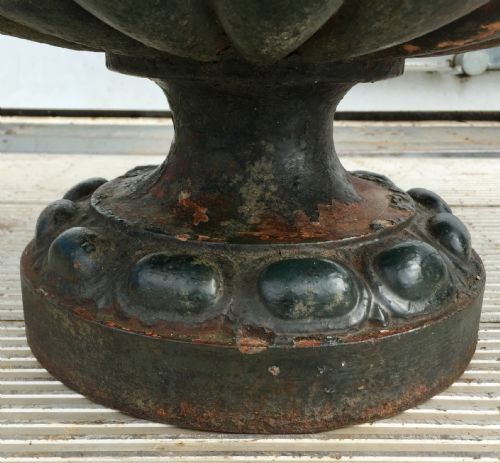 PAIR OF 19TH CENTURY FRENCH CAST IRON URNS - ADDITIONAL PHOTO 7