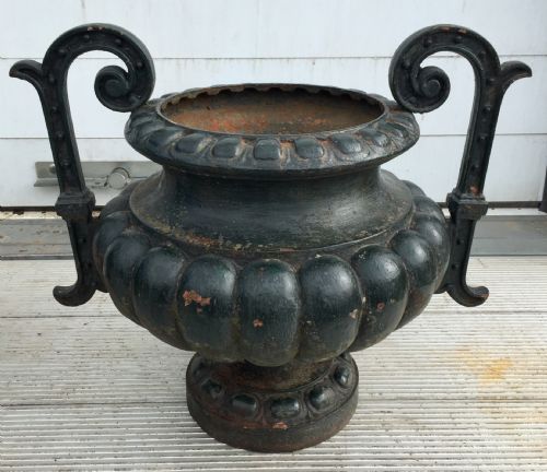 PAIR OF 19TH CENTURY FRENCH CAST IRON URNS - ADDITIONAL PHOTO 8