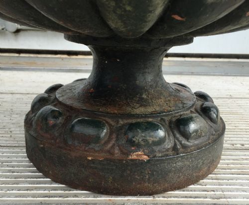 PAIR OF 19TH CENTURY FRENCH CAST IRON URNS - ADDITIONAL PHOTO 14