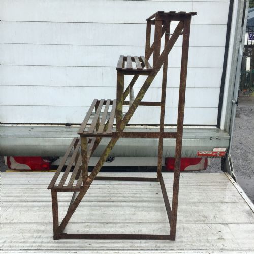 19th century wrought iron plant stand with 4 graduated slatted shelves - CATEGORY: ANTIQUE MISCELLANEOUS - DATED 19TH CENTURY