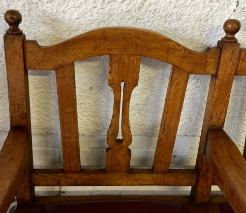 EDWARDIAN OAK 3 SEATER BENCH WITH LIFT OUT UPHOLSTERED SEATS - ADDITIONAL PHOTO 1