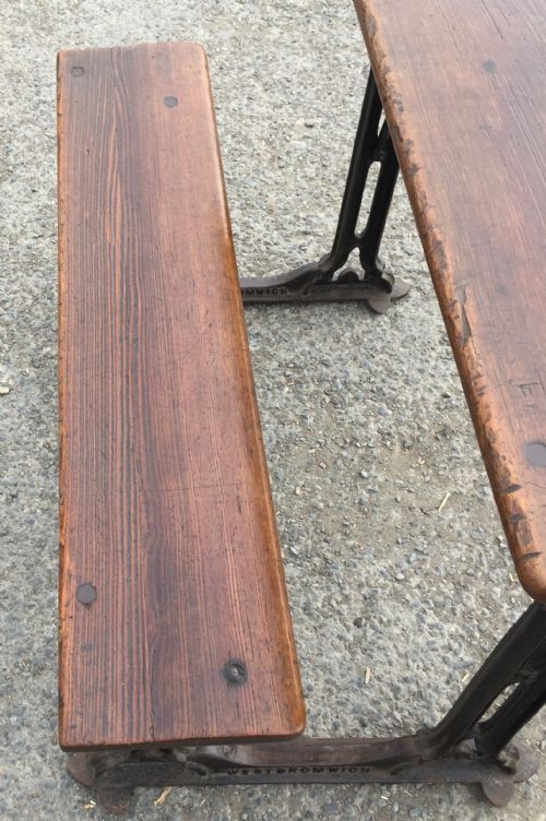 CIRCA 1900 DOUBLE SEAT SCHOOL DESK WITH ELM TOP AND SEAT ON CAST IRON BASE - ADDITIONAL PHOTO 5
