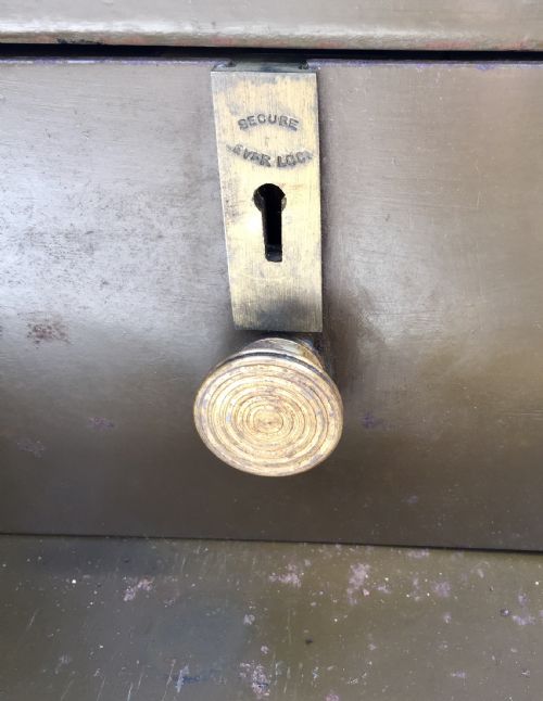 EARLY 20TH CENTURY SAFE COMPLETE WITH KEY - ADDITIONAL PHOTO 10