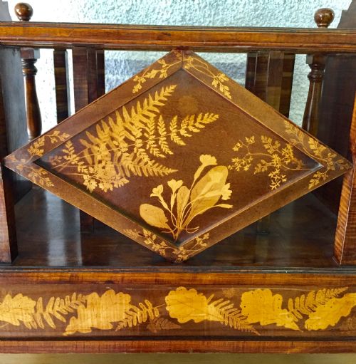 VICTORIAN CIRCA 1900 MAPLE WOOD CANTERBURY WITH ORIGINAL CASTORS AND A VERY UNUSUAL DESIGN - ADDITIONAL PHOTO 21