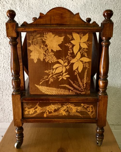 VICTORIAN CIRCA 1900 MAPLE WOOD CANTERBURY WITH ORIGINAL CASTORS AND A VERY UNUSUAL DESIGN - ADDITIONAL PHOTO 24