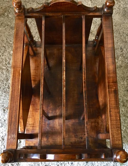 VICTORIAN CIRCA 1900 MAPLE WOOD CANTERBURY WITH ORIGINAL CASTORS AND A VERY UNUSUAL DESIGN - ADDITIONAL PHOTO 26