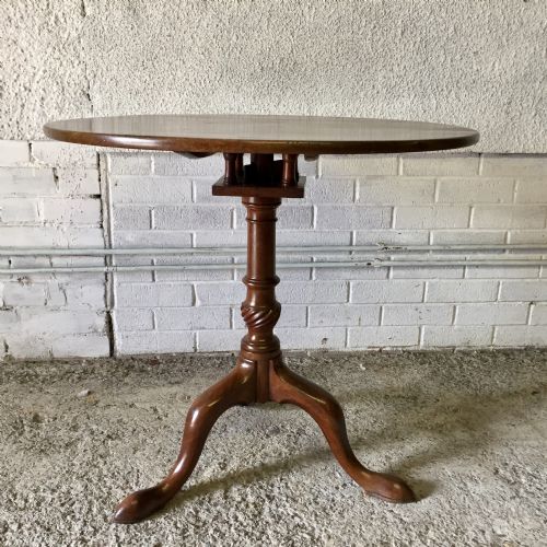 georgian mahogany tilt top occasional table with bird cage mechanism - CATEGORY: ANTIQUE TABLES - DATED GEORGIAN