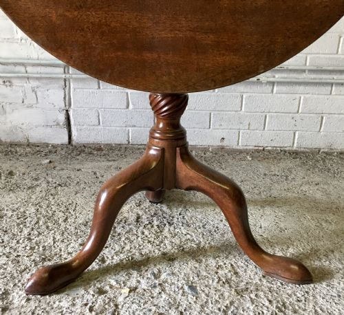 GEORGIAN MAHOGANY TILT TOP OCCASIONAL TABLE WITH BIRD CAGE MECHANISM - ADDITIONAL PHOTO 9