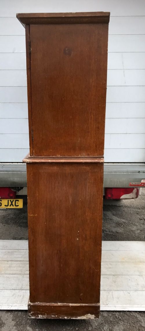 VICTORIAN PINE WEST COUNTRY HOUSEKEEPER'S LINEN CUPBOARD WITH ORIGINAL PAINTED OAK GRAIN EFFECT - ADDITIONAL PHOTO 8