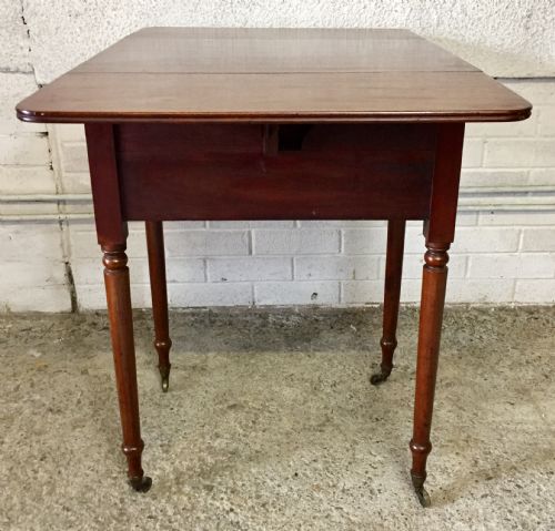EARLY VICTORIAN MAHOGANY WORK TABLE WITH DROP FLAPS AND COMPLETE WITH ORIGINAL KNOBS AND ON ORIGINAL BRASS CASTORS - ADDITIONAL PHOTO 13