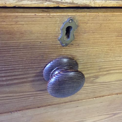 VICTORIAN PITCH PINE CHEST OF DRAWERS - ADDITIONAL PHOTO 6
