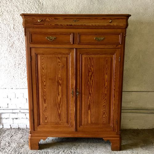 circa 1900 pitch pine cupboard with shelves and 3 drawers - CATEGORY: ANTIQUE CUPBOARDS - DATED 1900