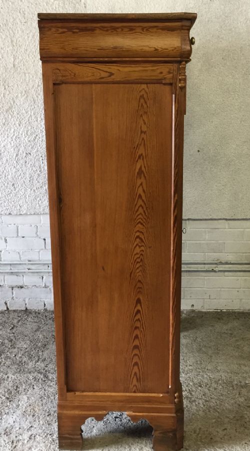 CIRCA 1900 PITCH PINE CUPBOARD WITH SHELVES AND 3 DRAWERS - ADDITIONAL PHOTO 14