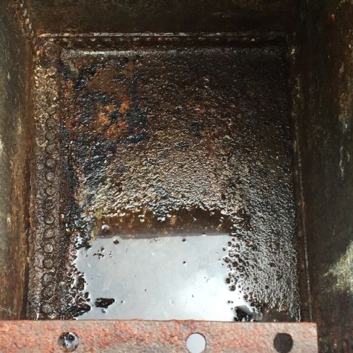 EARLY 20TH CENTURY HEAVYWEIGHT GALVANIZED FEED BIN - ADDITIONAL PHOTO 8