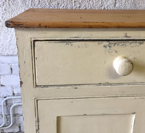VICTORIAN PINE DRESSER BASE WITH 3 DRAWERS OVER 2 PAIRS OF CUPBOARD DOORS - ADDITIONAL PHOTO 3