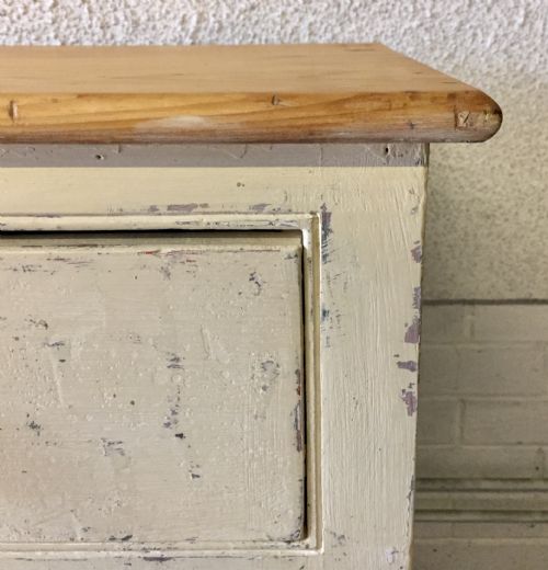 VICTORIAN PINE DRESSER BASE WITH 3 DRAWERS OVER 2 PAIRS OF CUPBOARD DOORS - ADDITIONAL PHOTO 5