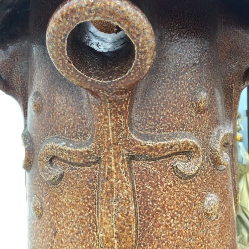 1920'S ART NOUVEAU STYLE SALT GLAZED CHIMNEY POT - ADDITIONAL PHOTO 5