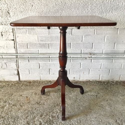 georgian mahogany tripod tilt top table with single plank square top - CATEGORY: ANTIQUE TABLES - DATED GEORGIAN