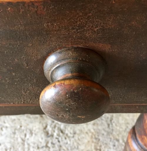 VICTORIAN PINE SCRUB TOP TABLE ON TURNED LEGS - ADDITIONAL PHOTO 6