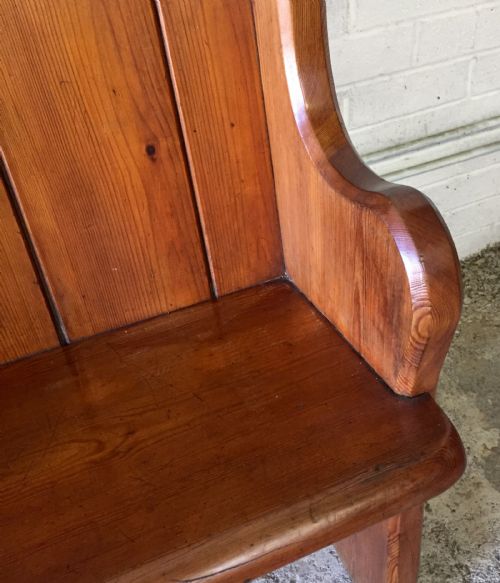 VICTORIAN PITCH PINE PEW WITH ORIGINAL BRASS FOLDING UMBRELLA STICK HOLDER - ADDITIONAL PHOTO 6