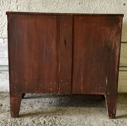 GEORGIAN MAHOGANY BOW FRONT CHEST OF DRAWERS RAISED ON BRACKET FEET - ADDITIONAL PHOTO 8