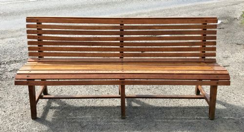 CIRCA 1920'S 30'S SOLID OAK BENCH FROM A BELGIAN RAILWAY STATION - ADDITIONAL PHOTO 1
