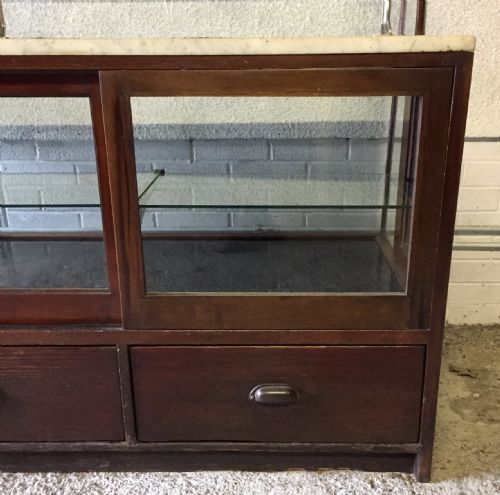 CIRCA 1910 SHOP DISPLAY CABINET WITH MARBLE TOP ON MAHOGANY FRAME - ADDITIONAL PHOTO 16