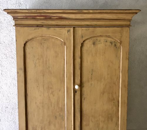 19TH CENTURY HOUSEKEEPER'S CUPBOARD IN ORIGINAL PAINT - ADDITIONAL PHOTO 1
