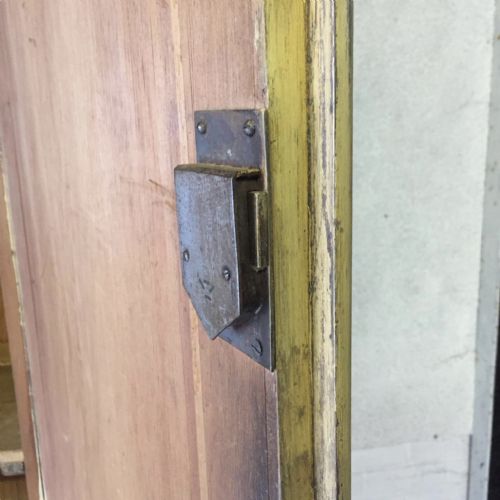 19TH CENTURY HOUSEKEEPER'S CUPBOARD IN ORIGINAL PAINT - ADDITIONAL PHOTO 5