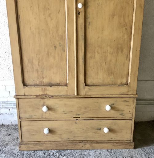 19TH CENTURY HOUSEKEEPER'S CUPBOARD IN ORIGINAL PAINT - ADDITIONAL PHOTO 8