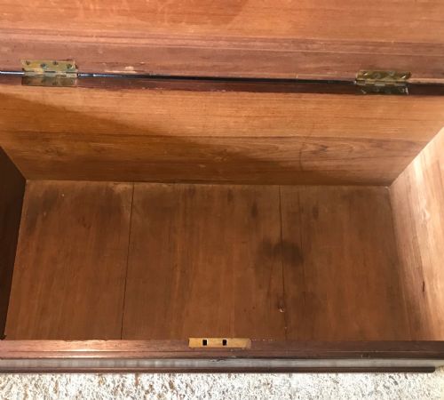 19TH CENTURY BLANKET BOX CHEST WITH ORIGINAL IRON HANDLES - ADDITIONAL PHOTO 4