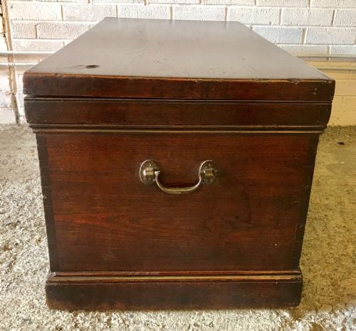 19TH CENTURY BLANKET BOX CHEST WITH ORIGINAL IRON HANDLES - ADDITIONAL PHOTO 9