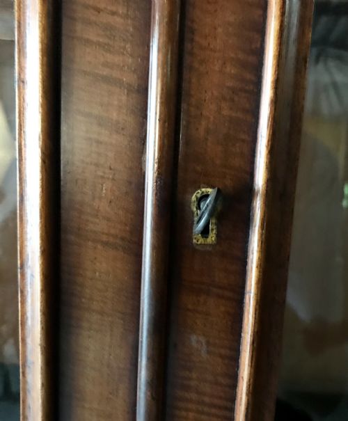 VICTORIAN MAHOGANY BOOKCASE - ADDITIONAL PHOTO 5