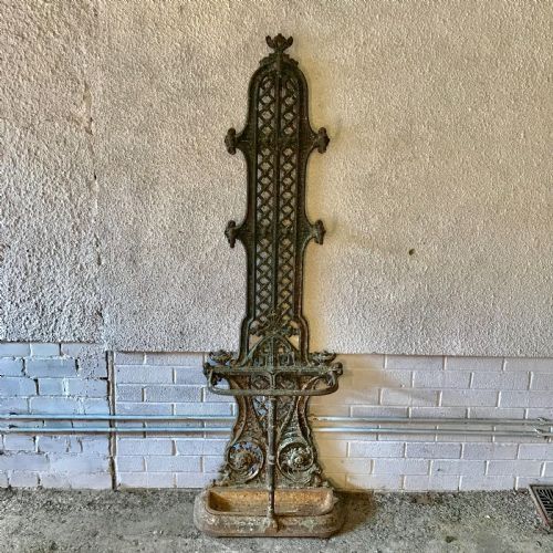 VICTORIAN CAST IRON HALL STAND MADE BY THE FALKIRK FOUNDRY