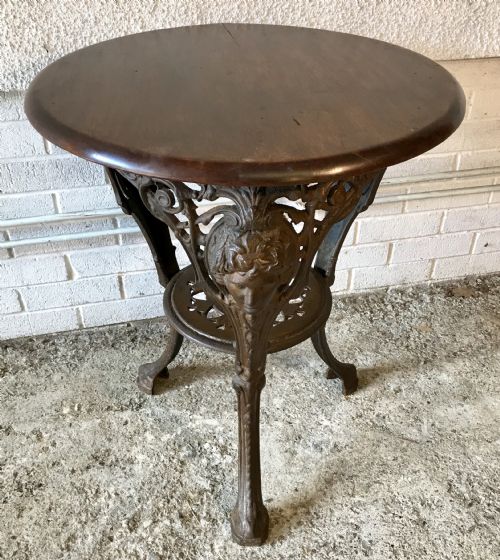 VICTORIAN CAST IRON PUB TABLE WITH ORIGINAL MAHOGANY TOP - ADDITIONAL PHOTO 10