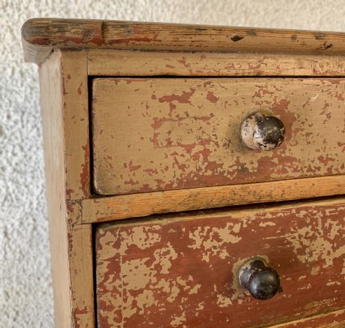 19TH CENTURY PAINTED PINE SPECIMEN COLLECTOR'S DRAWERS WITH LAYERS OF OLD PAINT - ADDITIONAL PHOTO 7