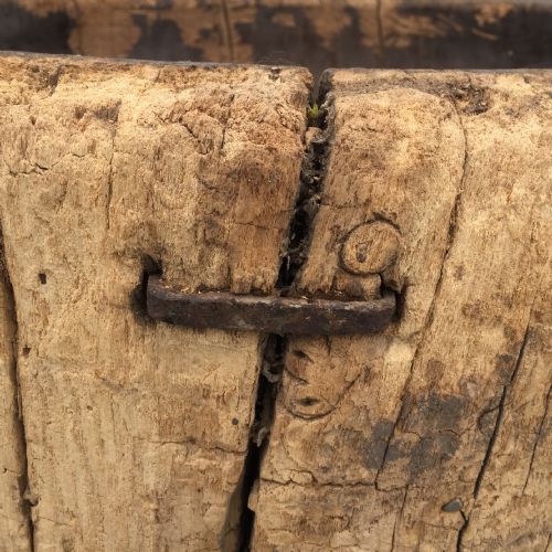 19TH CENTURY MORTAR FROM HAND CARVED HOLLOWED OUT TREE TRUNK - ADDITIONAL PHOTO 6