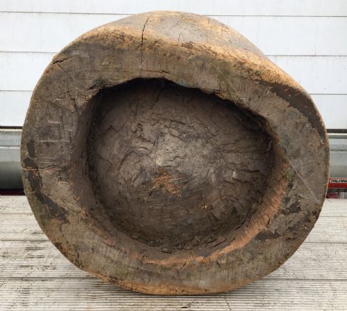 19TH CENTURY MORTAR FROM HAND CARVED HOLLOWED OUT TREE TRUNK - ADDITIONAL PHOTO 8