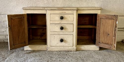 VICTORIAN PINE BREAKFRONT DRESSER BASE IN ORIGINAL PAINT - ADDITIONAL PHOTO 9