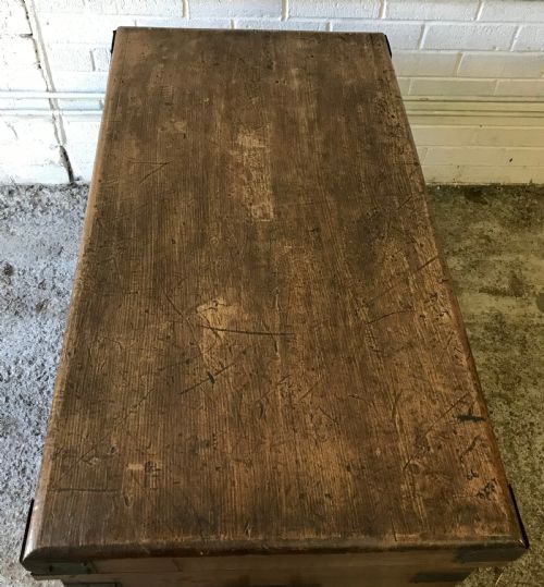 VICTORIAN PINE BLANKET BOX WITH METAL STRAPS IN ORIGINAL GRAIN EFFECT PAINT - ADDITIONAL PHOTO 14