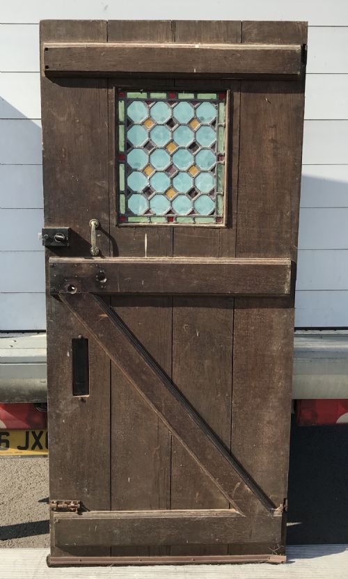 CIRCA 1900 OAK DOOR COMPLETE WITH ORIGINAL FRAME AND WITH IRON HINGES AND LEAD LIGHT PANEL - ADDITIONAL PHOTO 10