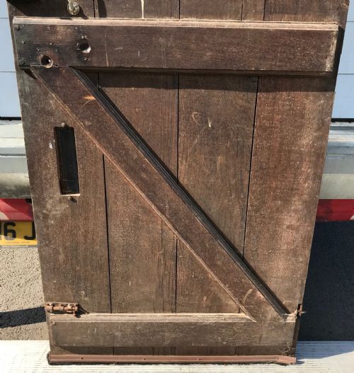 CIRCA 1900 OAK DOOR COMPLETE WITH ORIGINAL FRAME AND WITH IRON HINGES AND LEAD LIGHT PANEL - ADDITIONAL PHOTO 13