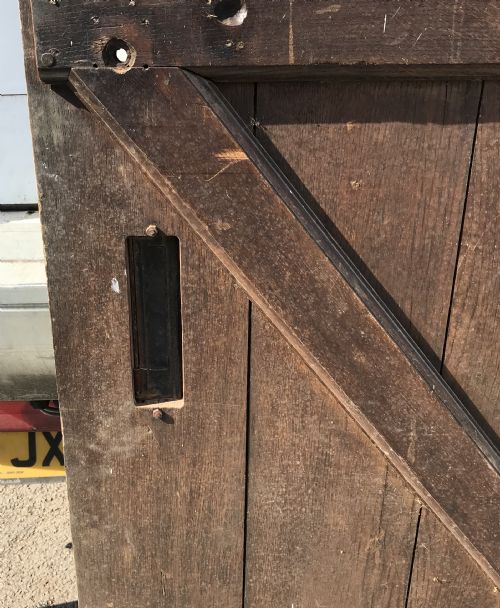 CIRCA 1900 OAK DOOR COMPLETE WITH ORIGINAL FRAME AND WITH IRON HINGES AND LEAD LIGHT PANEL - ADDITIONAL PHOTO 14