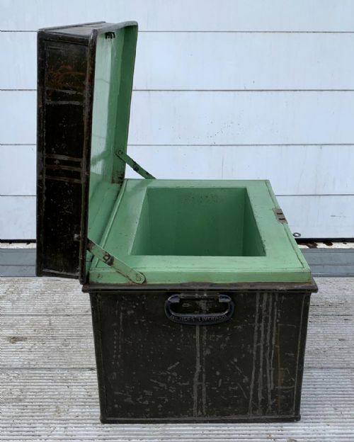 19TH CENTURY MILNERS STRONG BOX SAFE COMPLETE WITH KEY - ADDITIONAL PHOTO 12